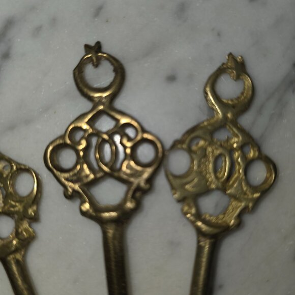 Vintage Brass Filigree Hair Pins Set of 6 Ornate Bun Hair Sticks Boho Victorian